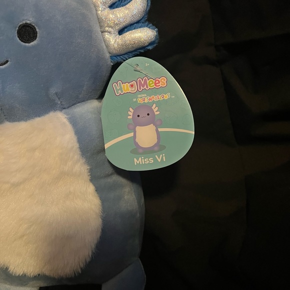 Squishmallow MISS VI AXOLOTL 10" HugMee - Picture 2 of 3